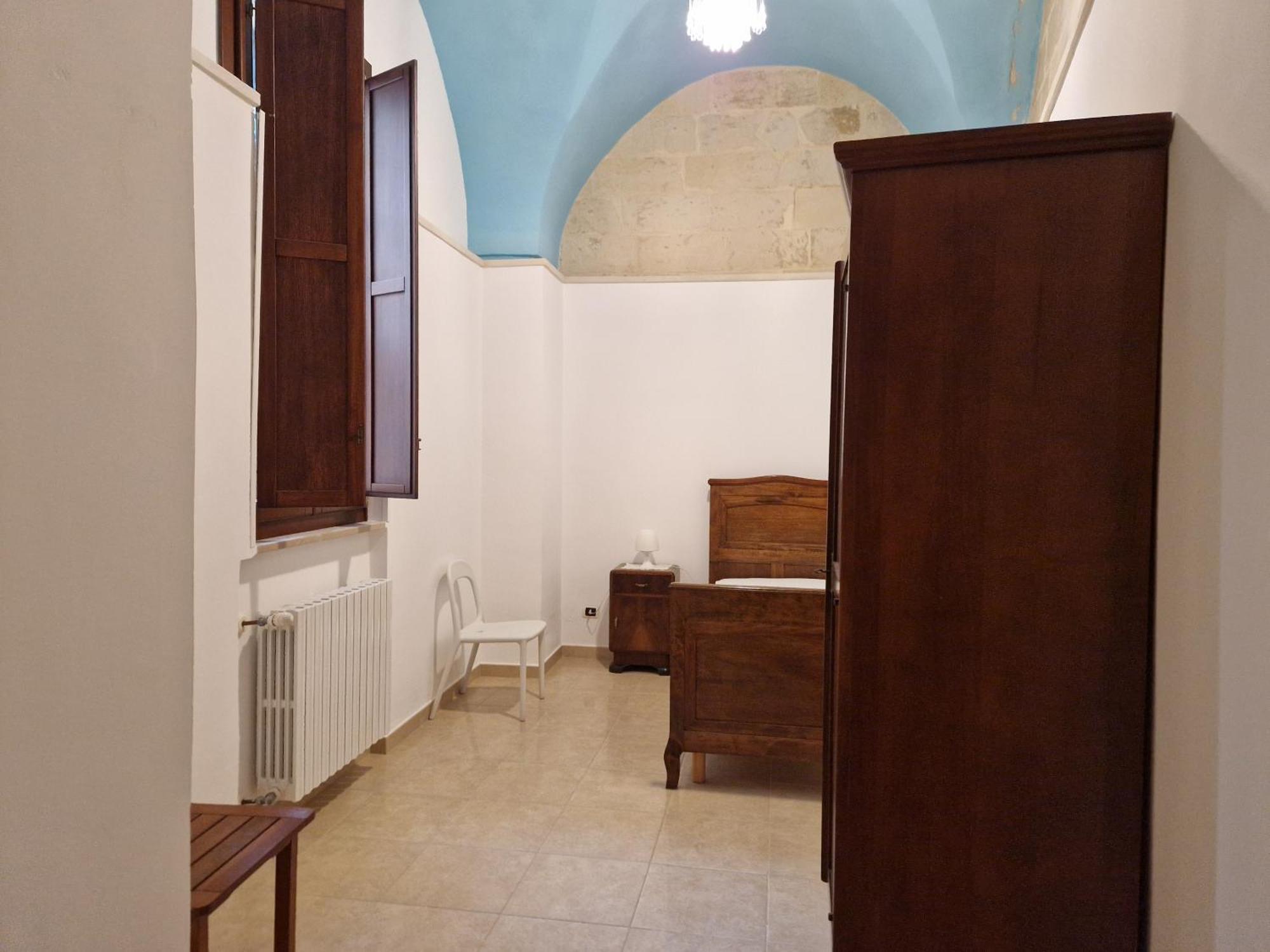 Al Centro Di Lecce Appartamento Le Due Rose-Con Patio Privato Exterior photo